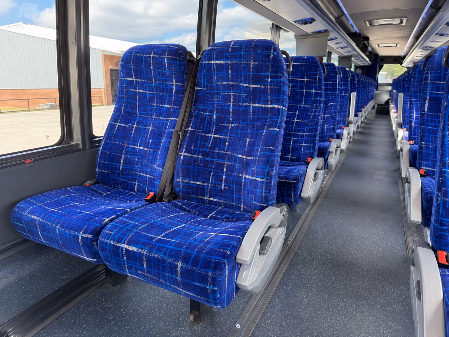 how the distance and duration of your trip affect charter bus rates in st petersburg