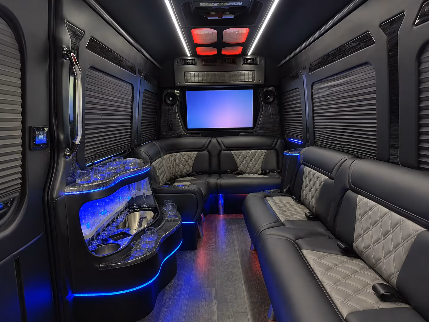 it s easy to arrange airport transfers for government and military groups at tpa and pie
