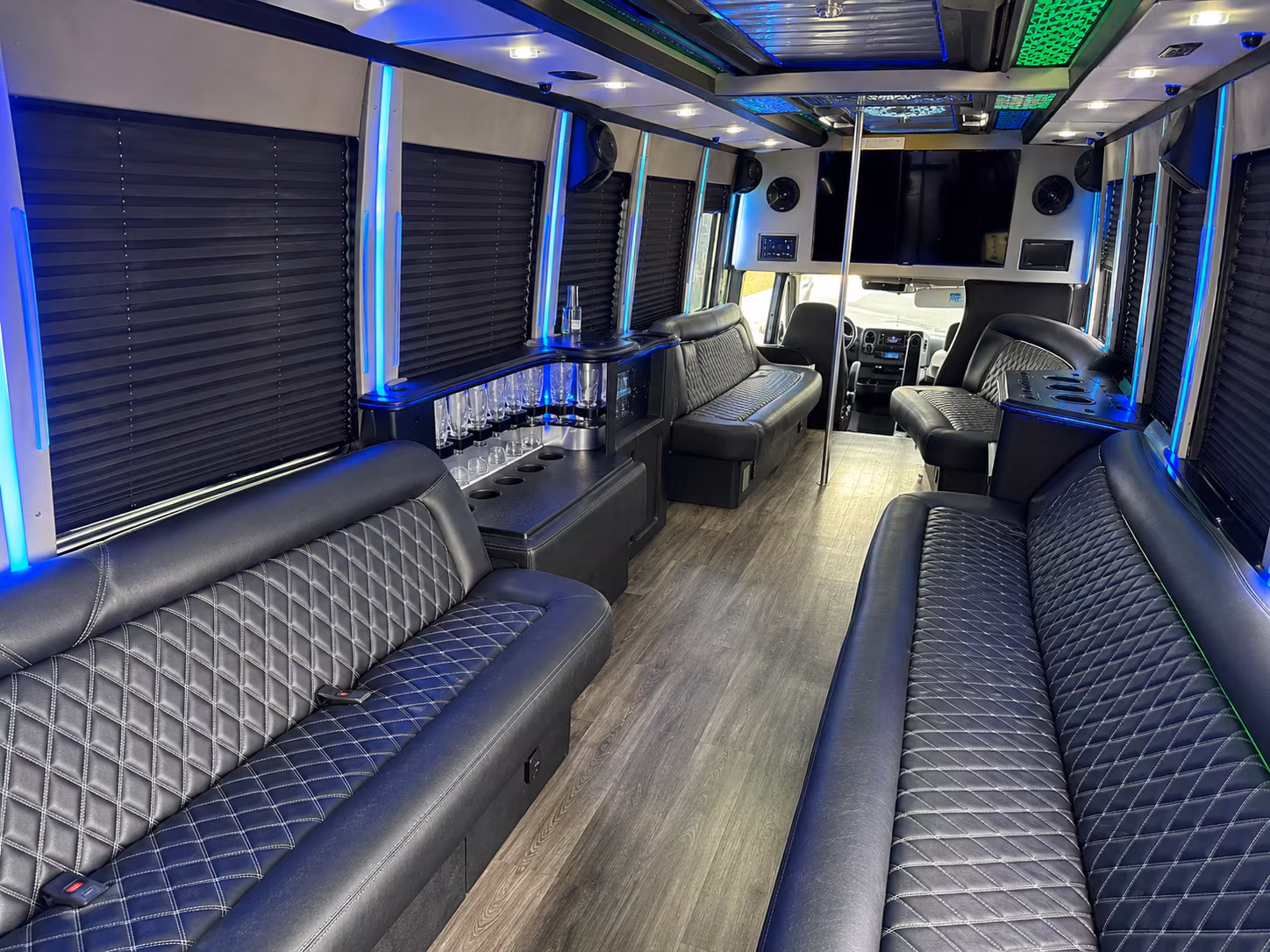 party bus transportation for st petersburg area proms