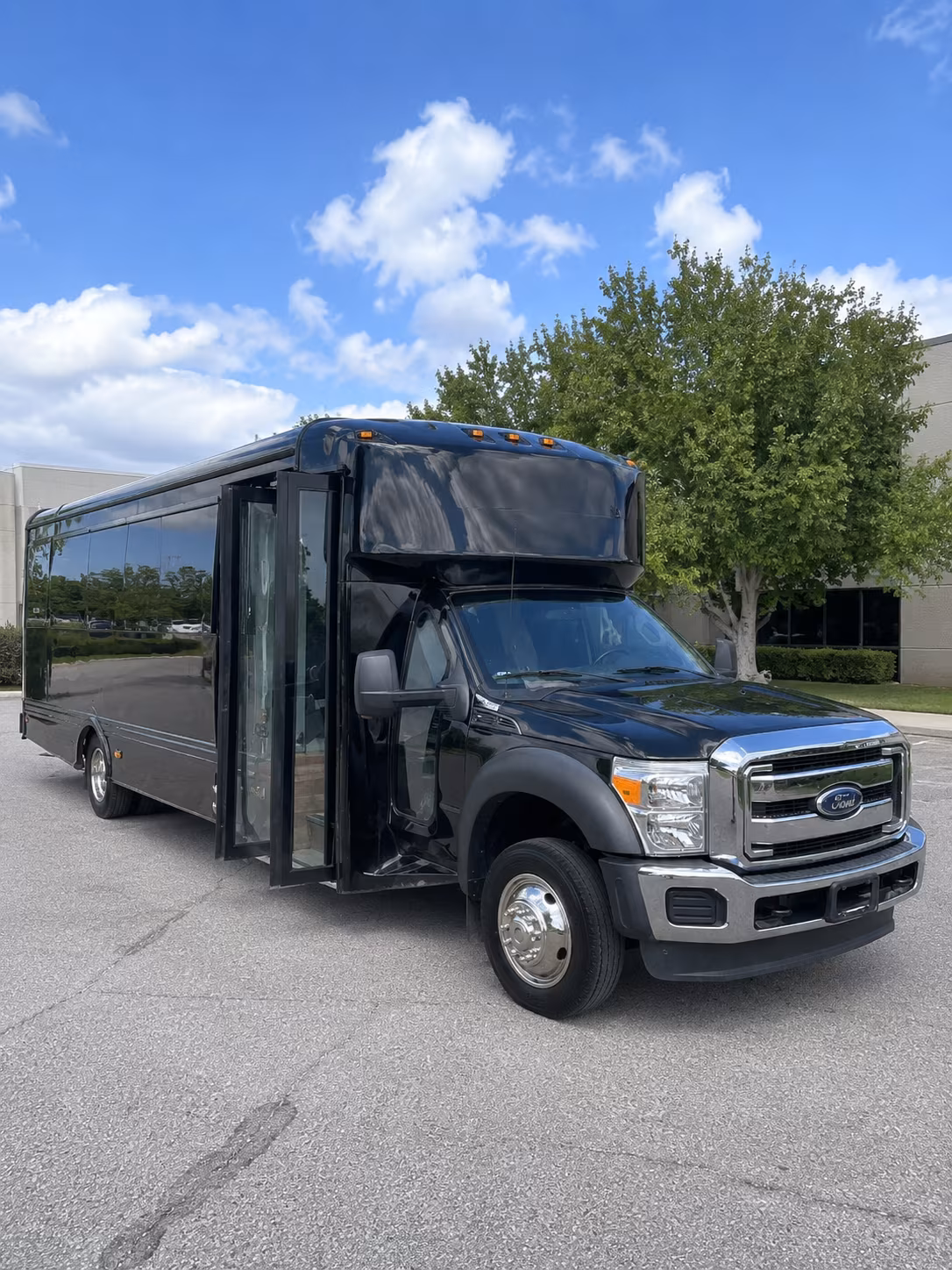 st petersburg concert party bus rental