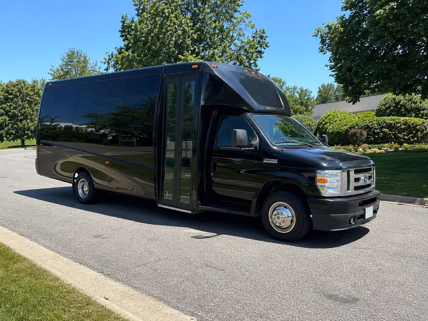 st petersburg corporate party bus rental